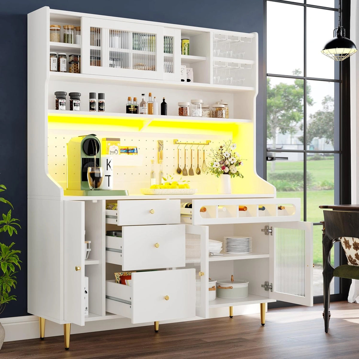 Huayz Schrank, Weiß